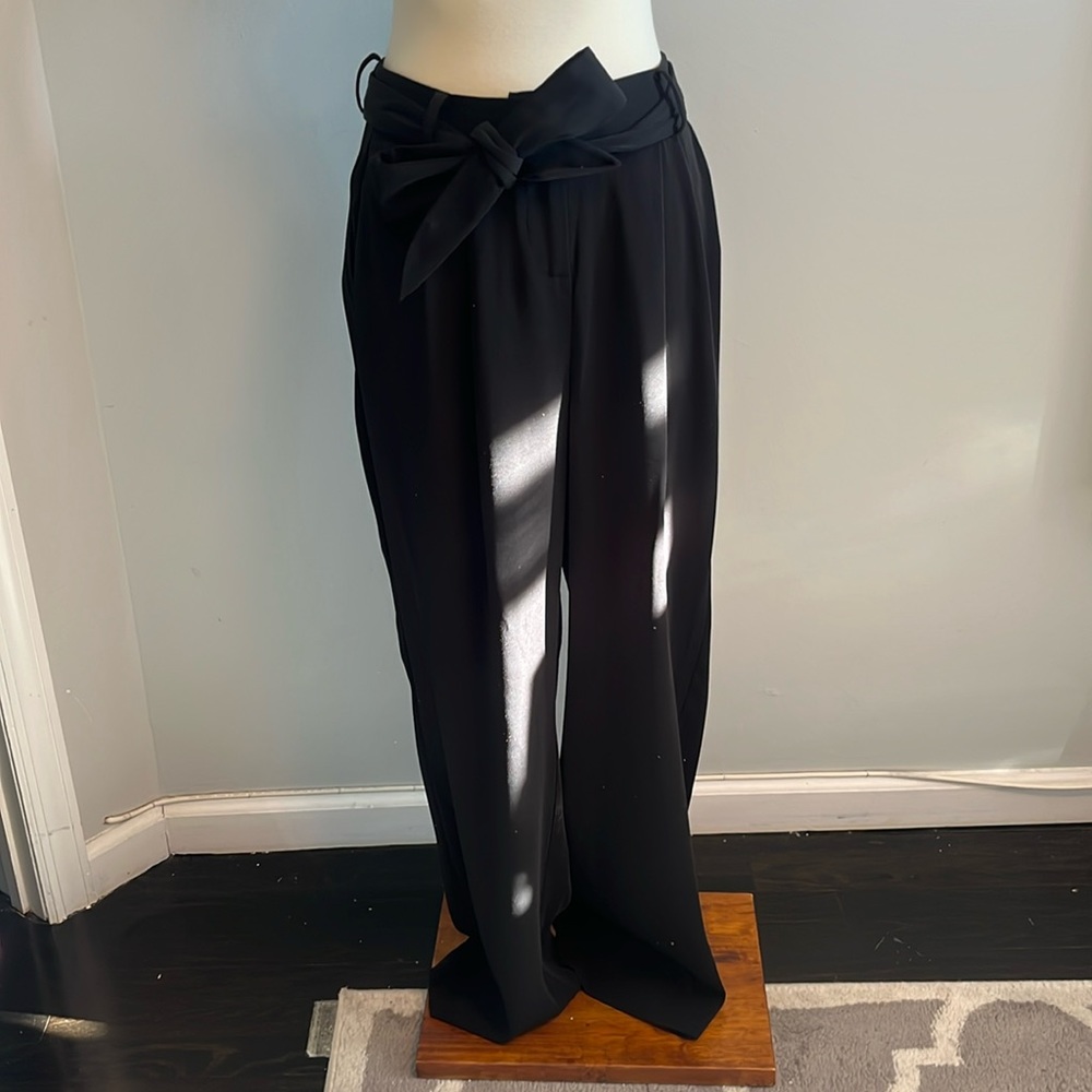 BIEGE & COCO — Black Straight Legged Pant w/ Adjustable Belt